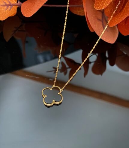 Clover Necklace